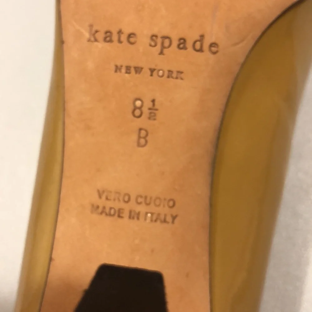 Kate Spade Patent Heels-Tan - Picture 2 of 12